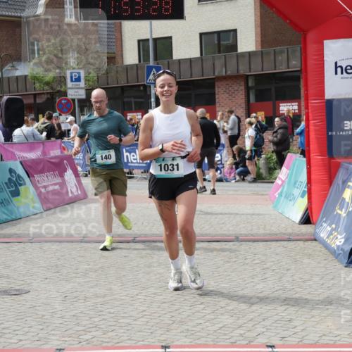 10.05.2026 - 8. Wedeler Halbmarathon Yannick Fuchs http://msf.ph/oto/9734718 10.05.2026 11:53:27 Ziel 23, 140, 1031, 2137 meine-sportfotos.de