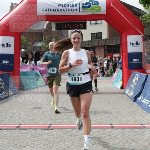 10.05.2026 - 8. Wedeler Halbmarathon Yannick Fuchs http://msf.ph/oto/9734730 10.05.2026 11:53:28 Ziel 23, 140, 1031, 2137 meine-sportfotos.de