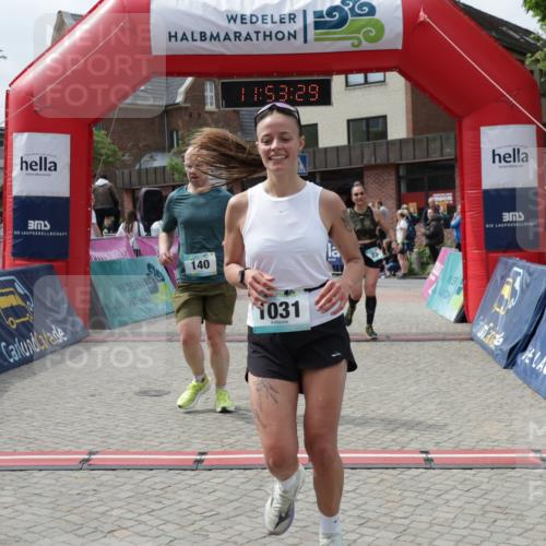 10.05.2026 - 8. Wedeler Halbmarathon Yannick Fuchs http://msf.ph/oto/9734733 10.05.2026 11:53:28 Ziel 23, 140, 1031, 2137 meine-sportfotos.de
