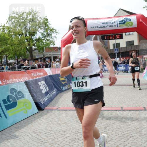 10.05.2026 - 8. Wedeler Halbmarathon Yannick Fuchs http://msf.ph/oto/9734741 10.05.2026 11:53:28 Ziel 23, 140, 1031, 2137 meine-sportfotos.de