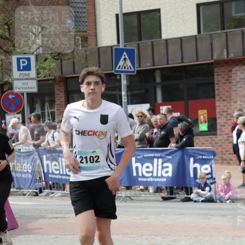 10.05.2026 - 8. Wedeler Halbmarathon Yannick Fuchs http://msf.ph/oto/9734833 10.05.2026 11:53:59 Ziel 76, 303, 423, 2102 meine-sportfotos.de