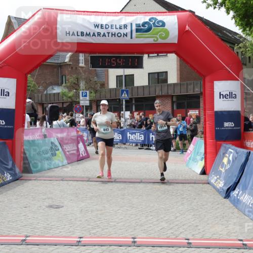 10.05.2026 - 8. Wedeler Halbmarathon Yannick Fuchs http://msf.ph/oto/9734888 10.05.2026 11:54:10 Ziel 843, 1014 meine-sportfotos.de