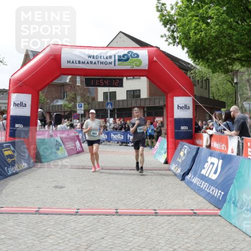 10.05.2026 - 8. Wedeler Halbmarathon Yannick Fuchs http://msf.ph/oto/9734893 10.05.2026 11:54:10 Ziel 843, 1014 meine-sportfotos.de