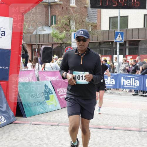 10.05.2026 - 8. Wedeler Halbmarathon Yannick Fuchs http://msf.ph/oto/9734915 10.05.2026 11:54:14 Ziel 267, 843, 1014 meine-sportfotos.de