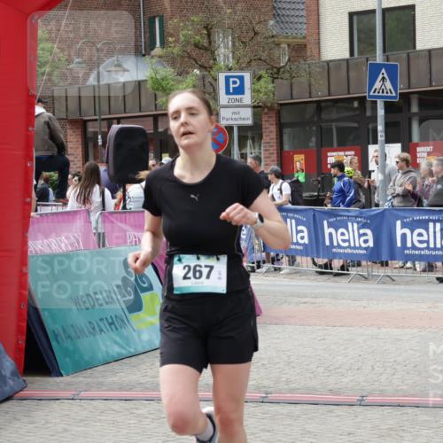 10.05.2026 - 8. Wedeler Halbmarathon Yannick Fuchs http://msf.ph/oto/9734927 10.05.2026 11:54:16 Ziel 267, 843, 1014 meine-sportfotos.de