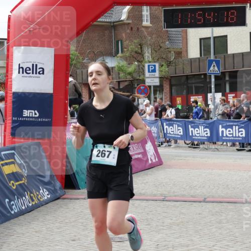 10.05.2026 - 8. Wedeler Halbmarathon Yannick Fuchs http://msf.ph/oto/9734931 10.05.2026 11:54:17 Ziel 267, 1030 meine-sportfotos.de