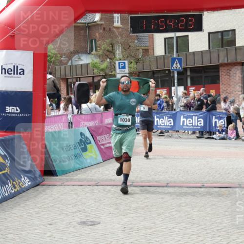 10.05.2026 - 8. Wedeler Halbmarathon Yannick Fuchs http://msf.ph/oto/9734960 10.05.2026 11:54:22 Ziel 5, 1030, 2020 meine-sportfotos.de