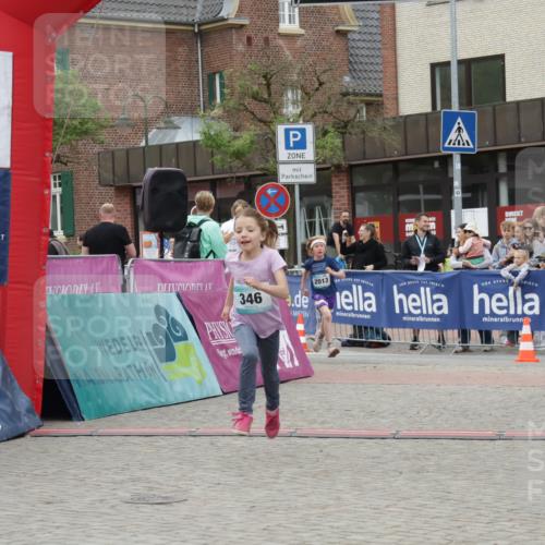 10.05.2026 - 8. Wedeler Halbmarathon Yannick Fuchs http://msf.ph/oto/9735006 10.05.2026 12:48:12 Ziel 346, 408, 795, 2013, 2116 meine-sportfotos.de