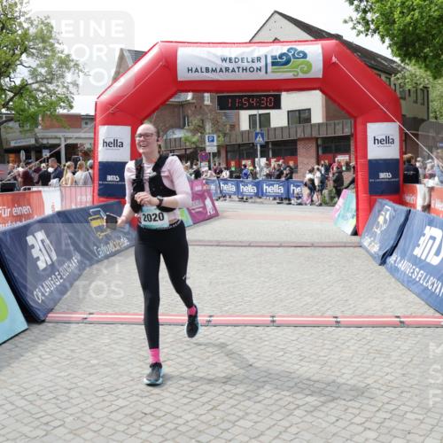 10.05.2026 - 8. Wedeler Halbmarathon Yannick Fuchs http://msf.ph/oto/9735009 10.05.2026 11:54:28 Ziel 5, 2020 meine-sportfotos.de