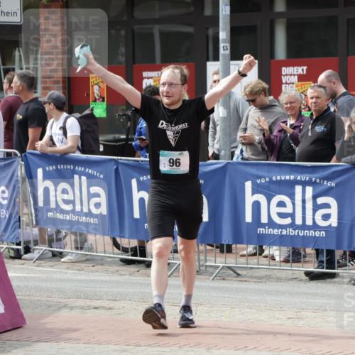 10.05.2026 - 8. Wedeler Halbmarathon Yannick Fuchs http://msf.ph/oto/9735049 10.05.2026 11:54:39 Ziel 96, 859 meine-sportfotos.de