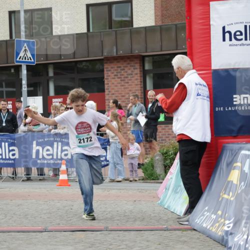 10.05.2026 - 8. Wedeler Halbmarathon Yannick Fuchs http://msf.ph/oto/9735065 10.05.2026 12:48:19 Ziel 607, 714, 2013, 2172 meine-sportfotos.de