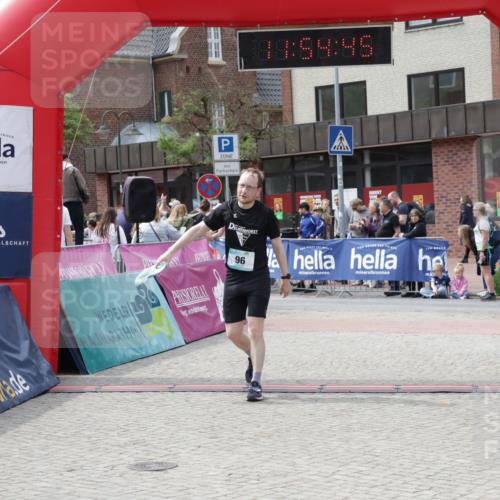 10.05.2026 - 8. Wedeler Halbmarathon Yannick Fuchs http://msf.ph/oto/9735078 10.05.2026 11:54:43 Ziel 96, 342 meine-sportfotos.de