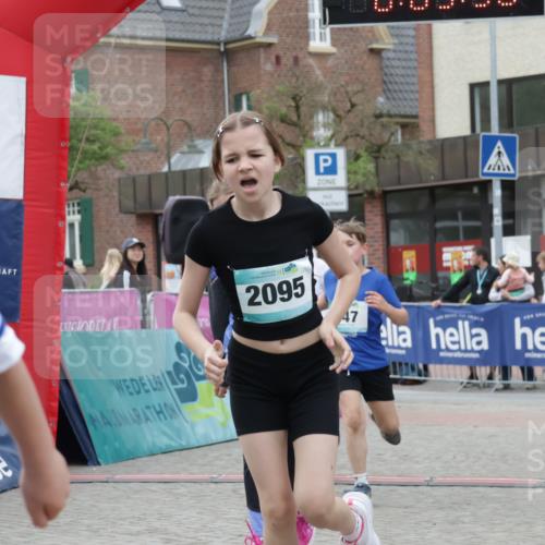 10.05.2026 - 8. Wedeler Halbmarathon Yannick Fuchs http://msf.ph/oto/9735104 10.05.2026 12:48:26 Ziel 147, 607, 609, 728, 2095, 2172 meine-sportfotos.de