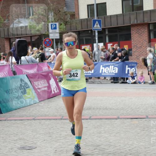 10.05.2026 - 8. Wedeler Halbmarathon Yannick Fuchs http://msf.ph/oto/9735105 10.05.2026 11:54:48 Ziel 96, 342, 2124 meine-sportfotos.de