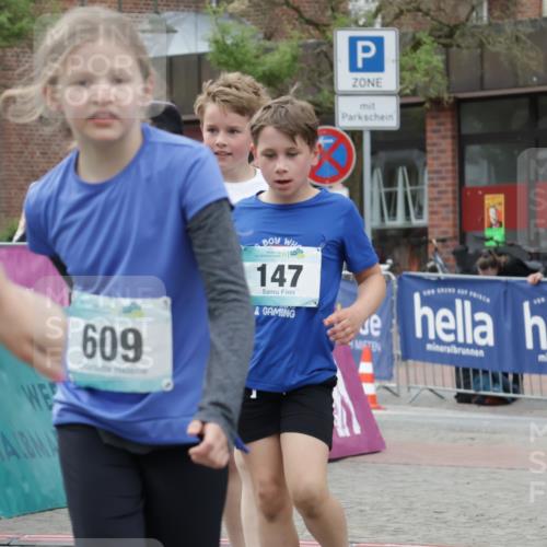 10.05.2026 - 8. Wedeler Halbmarathon Yannick Fuchs http://msf.ph/oto/9735110 10.05.2026 12:48:27 Ziel 147, 607, 609, 728, 2095 meine-sportfotos.de