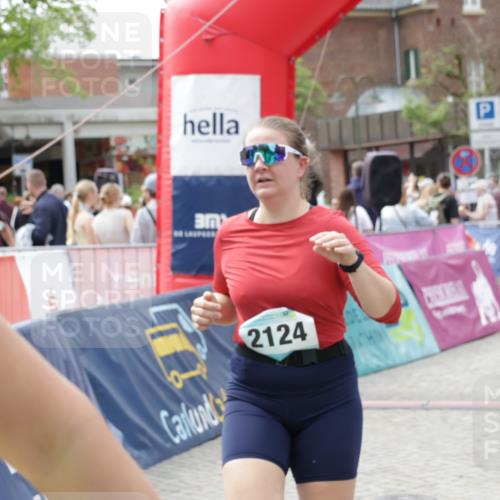10.05.2026 - 8. Wedeler Halbmarathon Yannick Fuchs http://msf.ph/oto/9735118 10.05.2026 11:54:50 Ziel 342, 2124 meine-sportfotos.de