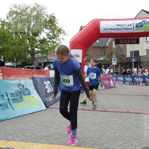 10.05.2026 - 8. Wedeler Halbmarathon Yannick Fuchs http://msf.ph/oto/9735122 10.05.2026 12:48:28 Ziel 147, 607, 609, 728, 2095 meine-sportfotos.de