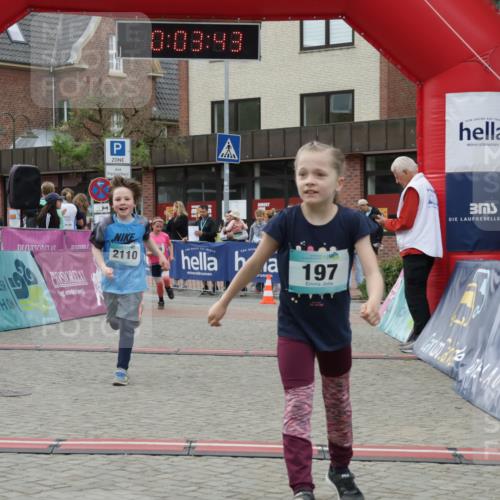 10.05.2026 - 8. Wedeler Halbmarathon Yannick Fuchs http://msf.ph/oto/9735207 10.05.2026 12:48:39 Ziel 148, 197, 519, 2054, 2063, 2066, 2110, 2150, 2170 meine-sportfotos.de