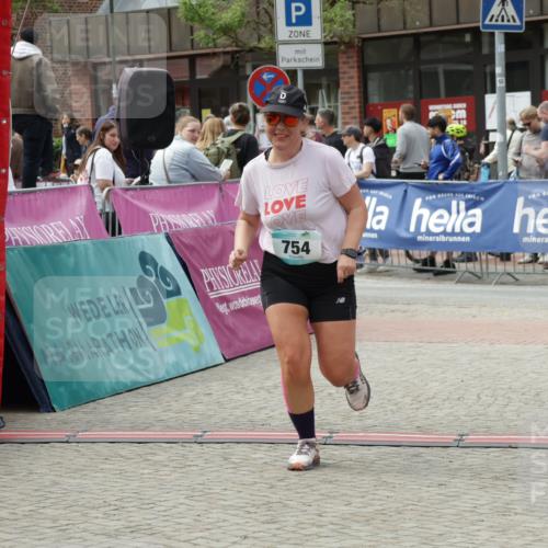 10.05.2026 - 8. Wedeler Halbmarathon Yannick Fuchs http://msf.ph/oto/9735208 10.05.2026 11:55:09 Ziel 754 meine-sportfotos.de