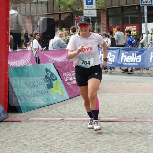 10.05.2026 - 8. Wedeler Halbmarathon Yannick Fuchs http://msf.ph/oto/9735210 10.05.2026 11:55:09 Ziel 754 meine-sportfotos.de