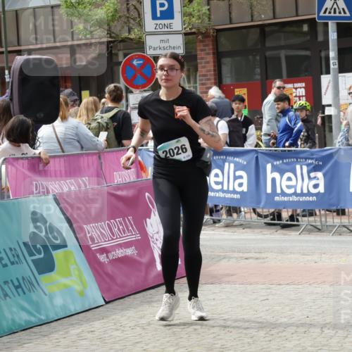 10.05.2026 - 8. Wedeler Halbmarathon Yannick Fuchs http://msf.ph/oto/9735231 10.05.2026 11:55:17 Ziel 2026 meine-sportfotos.de