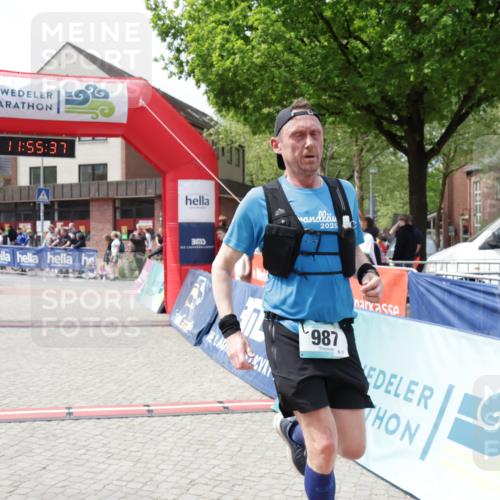 10.05.2026 - 8. Wedeler Halbmarathon Yannick Fuchs http://msf.ph/oto/9735371 10.05.2026 11:55:36 Ziel 987 meine-sportfotos.de