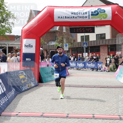 10.05.2026 - 8. Wedeler Halbmarathon Yannick Fuchs http://msf.ph/oto/9735385 10.05.2026 11:55:43 Ziel 526 meine-sportfotos.de