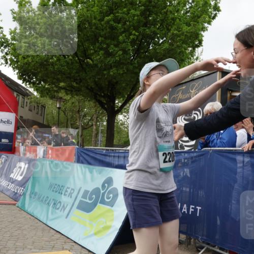 10.05.2026 - 8. Wedeler Halbmarathon Yannick Fuchs http://msf.ph/oto/9735397 10.05.2026 12:49:40 Ziel  meine-sportfotos.de