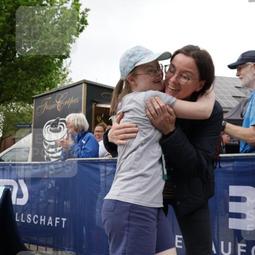 10.05.2026 - 8. Wedeler Halbmarathon Yannick Fuchs http://msf.ph/oto/9735406 10.05.2026 12:49:41 Ziel  meine-sportfotos.de