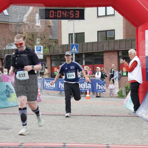 10.05.2026 - 8. Wedeler Halbmarathon Yannick Fuchs http://msf.ph/oto/9735426 10.05.2026 12:49:49 Ziel 832, 2171 meine-sportfotos.de