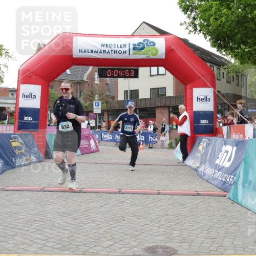 10.05.2026 - 8. Wedeler Halbmarathon Yannick Fuchs http://msf.ph/oto/9735433 10.05.2026 12:49:50 Ziel 832, 2171 meine-sportfotos.de