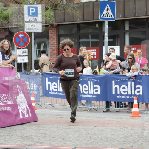 10.05.2026 - 8. Wedeler Halbmarathon Yannick Fuchs http://msf.ph/oto/9735447 10.05.2026 12:49:56 Ziel 2171 meine-sportfotos.de