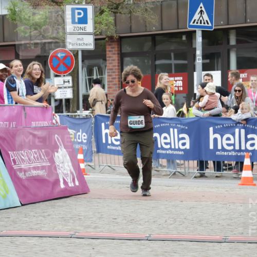 10.05.2026 - 8. Wedeler Halbmarathon Yannick Fuchs http://msf.ph/oto/9735449 10.05.2026 12:49:56 Ziel 2171 meine-sportfotos.de