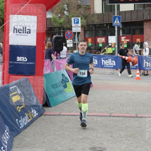 10.05.2026 - 8. Wedeler Halbmarathon Yannick Fuchs http://msf.ph/oto/9735462 10.05.2026 12:50:38 Ziel 150 meine-sportfotos.de