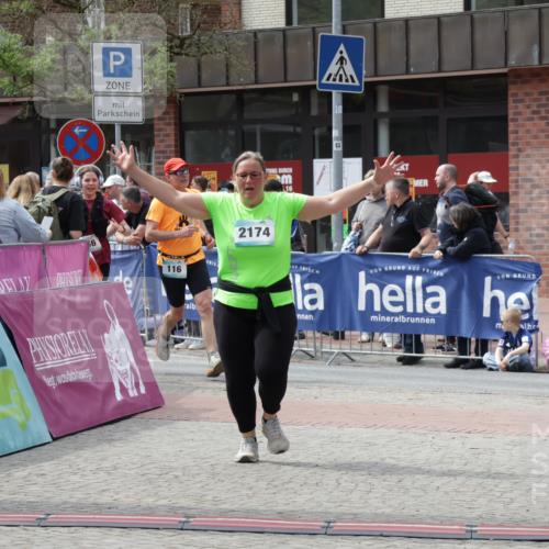 10.05.2026 - 8. Wedeler Halbmarathon Yannick Fuchs http://msf.ph/oto/9735481 10.05.2026 11:56:26 Ziel 116, 746, 848, 2174 meine-sportfotos.de