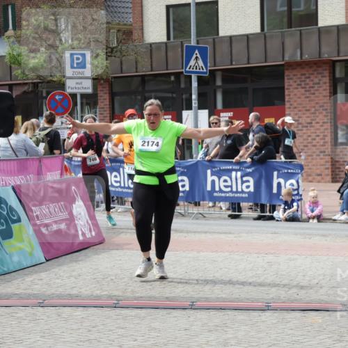 10.05.2026 - 8. Wedeler Halbmarathon Yannick Fuchs http://msf.ph/oto/9735483 10.05.2026 11:56:27 Ziel 116, 746, 848, 2174 meine-sportfotos.de