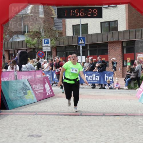 10.05.2026 - 8. Wedeler Halbmarathon Yannick Fuchs http://msf.ph/oto/9735486 10.05.2026 11:56:27 Ziel 116, 746, 848, 2174 meine-sportfotos.de
