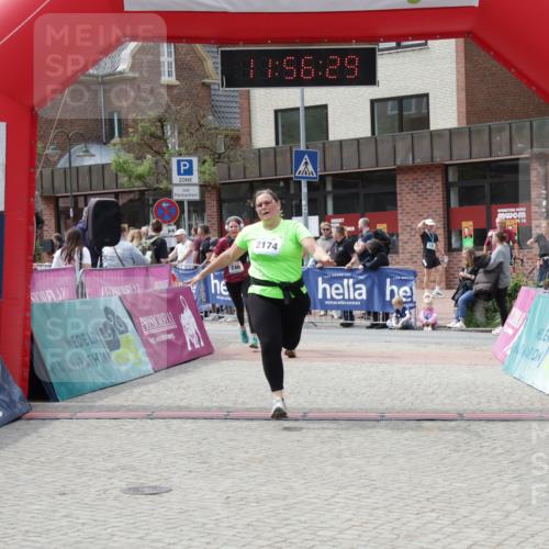 10.05.2026 - 8. Wedeler Halbmarathon Yannick Fuchs http://msf.ph/oto/9735488 10.05.2026 11:56:28 Ziel 116, 746, 848, 2039, 2174 meine-sportfotos.de