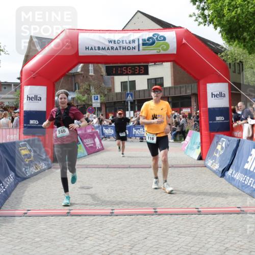 10.05.2026 - 8. Wedeler Halbmarathon Yannick Fuchs http://msf.ph/oto/9735505 10.05.2026 11:56:31 Ziel 116, 746, 2039, 2174 meine-sportfotos.de