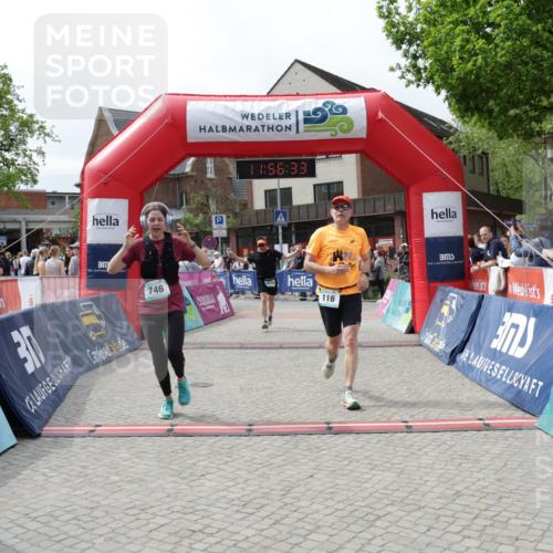 10.05.2026 - 8. Wedeler Halbmarathon Yannick Fuchs http://msf.ph/oto/9735506 10.05.2026 11:56:31 Ziel 116, 746, 2039, 2174 meine-sportfotos.de