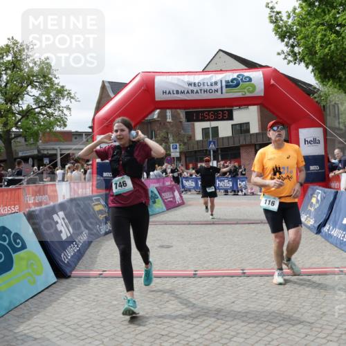10.05.2026 - 8. Wedeler Halbmarathon Yannick Fuchs http://msf.ph/oto/9735508 10.05.2026 11:56:32 Ziel 116, 746, 2039, 2174 meine-sportfotos.de