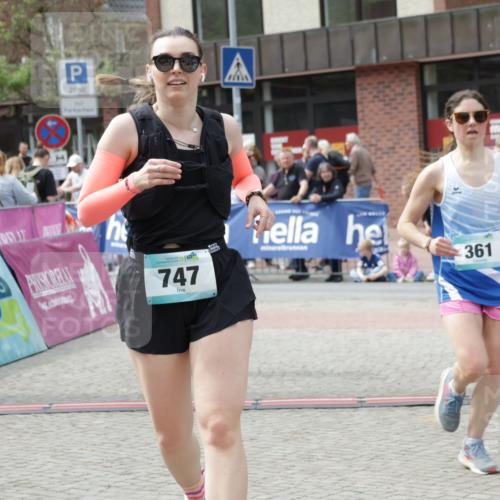 10.05.2026 - 8. Wedeler Halbmarathon Yannick Fuchs http://msf.ph/oto/9735545 10.05.2026 11:56:42 Ziel 293, 361, 538, 587, 747, 2061, 2136 meine-sportfotos.de