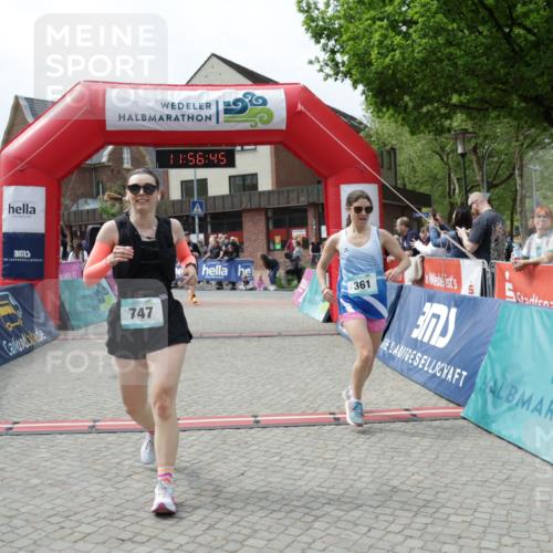 10.05.2026 - 8. Wedeler Halbmarathon Yannick Fuchs http://msf.ph/oto/9735550 10.05.2026 11:56:43 Ziel 293, 361, 538, 587, 747, 2061, 2136 meine-sportfotos.de