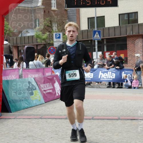 10.05.2026 - 8. Wedeler Halbmarathon Yannick Fuchs http://msf.ph/oto/9735601 10.05.2026 11:57:03 Ziel 559 meine-sportfotos.de