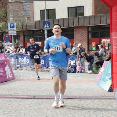 10.05.2026 - 8. Wedeler Halbmarathon Yannick Fuchs http://msf.ph/oto/9735663 10.05.2026 11:57:27 Ziel 513, 588 meine-sportfotos.de