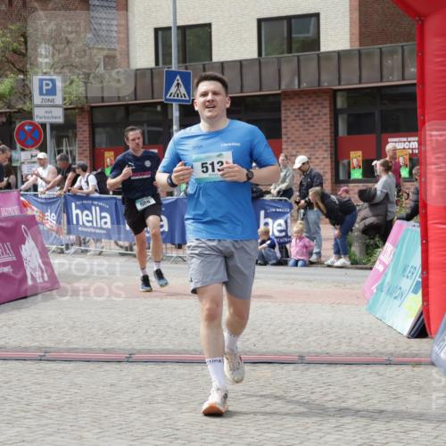 10.05.2026 - 8. Wedeler Halbmarathon Yannick Fuchs http://msf.ph/oto/9735664 10.05.2026 11:57:27 Ziel 513, 588 meine-sportfotos.de