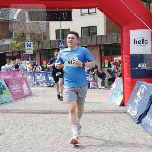 10.05.2026 - 8. Wedeler Halbmarathon Yannick Fuchs http://msf.ph/oto/9735666 10.05.2026 11:57:28 Ziel 513, 588, 999 meine-sportfotos.de