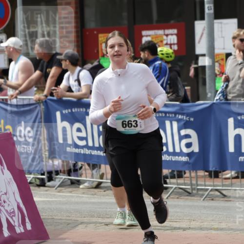10.05.2026 - 8. Wedeler Halbmarathon Yannick Fuchs http://msf.ph/oto/9735689 10.05.2026 11:57:36 Ziel 663, 854, 999 meine-sportfotos.de
