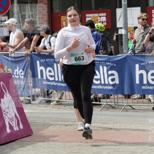 10.05.2026 - 8. Wedeler Halbmarathon Yannick Fuchs http://msf.ph/oto/9735690 10.05.2026 11:57:36 Ziel 663, 854, 999 meine-sportfotos.de