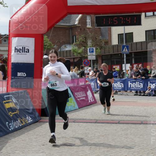 10.05.2026 - 8. Wedeler Halbmarathon Yannick Fuchs http://msf.ph/oto/9735695 10.05.2026 11:57:39 Ziel 611, 663, 854 meine-sportfotos.de